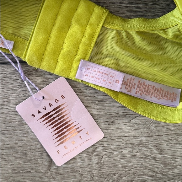 Savage X Fenty Rihanna NWT Heavenly Satin unlined balconette bra lime green 38H - Picture 4 of 4